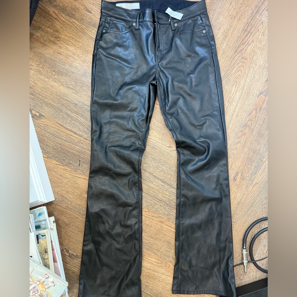 Pristine nwt Black faux Leather Pants size 30/10r